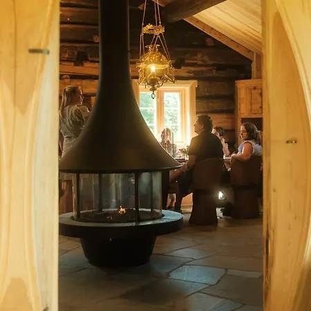 Modern Design Meets Cultural Heritage Шале *